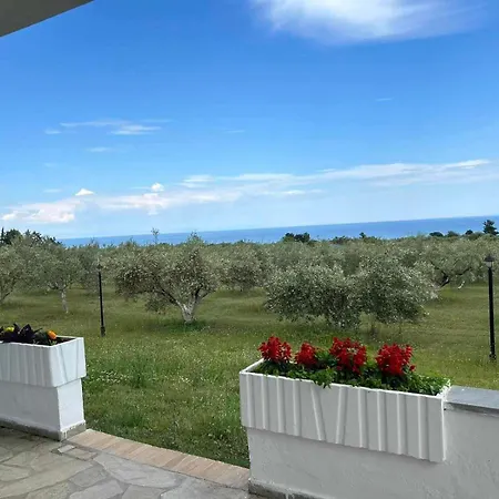 Dom wakacyjny Olympplace Olive House-ground Floor *
