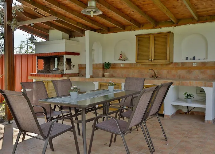 Olympplace Olive House-ground Floor Ferienhaus *